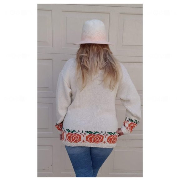 NWT Crystal Kobe Vintage 90s Chunky Knit Halloween Spooky Sweater - Picture 2 of 5